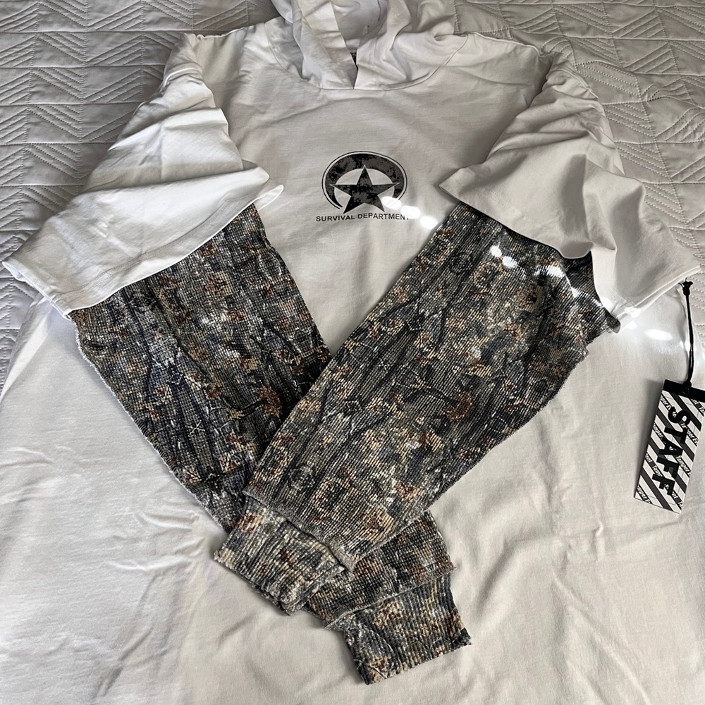 Survival camp hooded tee